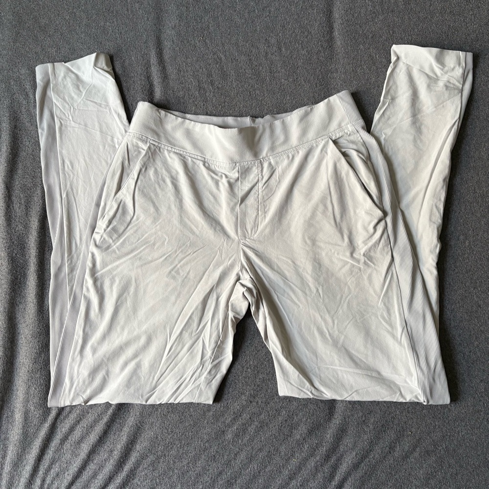 Athleta Trackpants Gray Lightweight Straight Leg Relaxed Fit Women's Size 4